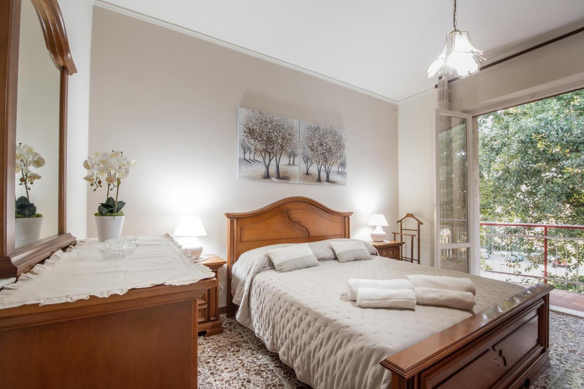 Domus Umberto - Guest House Arezzo Eksteriør billede