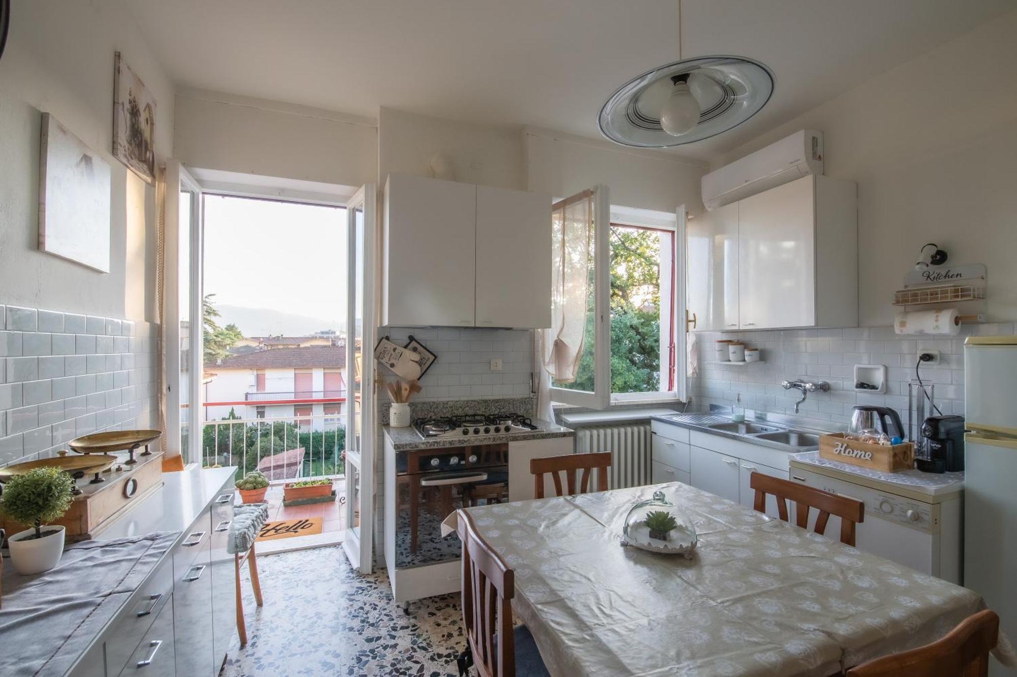 Domus Umberto - Guest House Arezzo Eksteriør billede